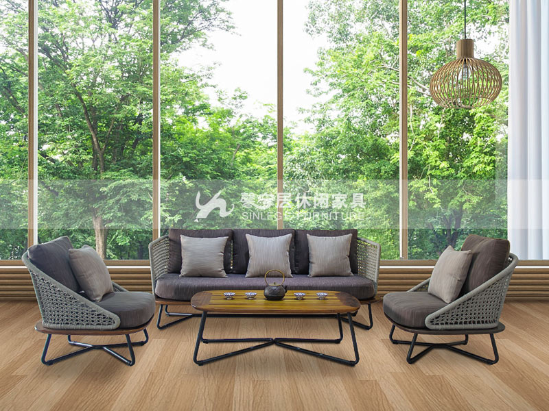 �پ��Ҿߵ���Ȼ���c���ٵą^�e